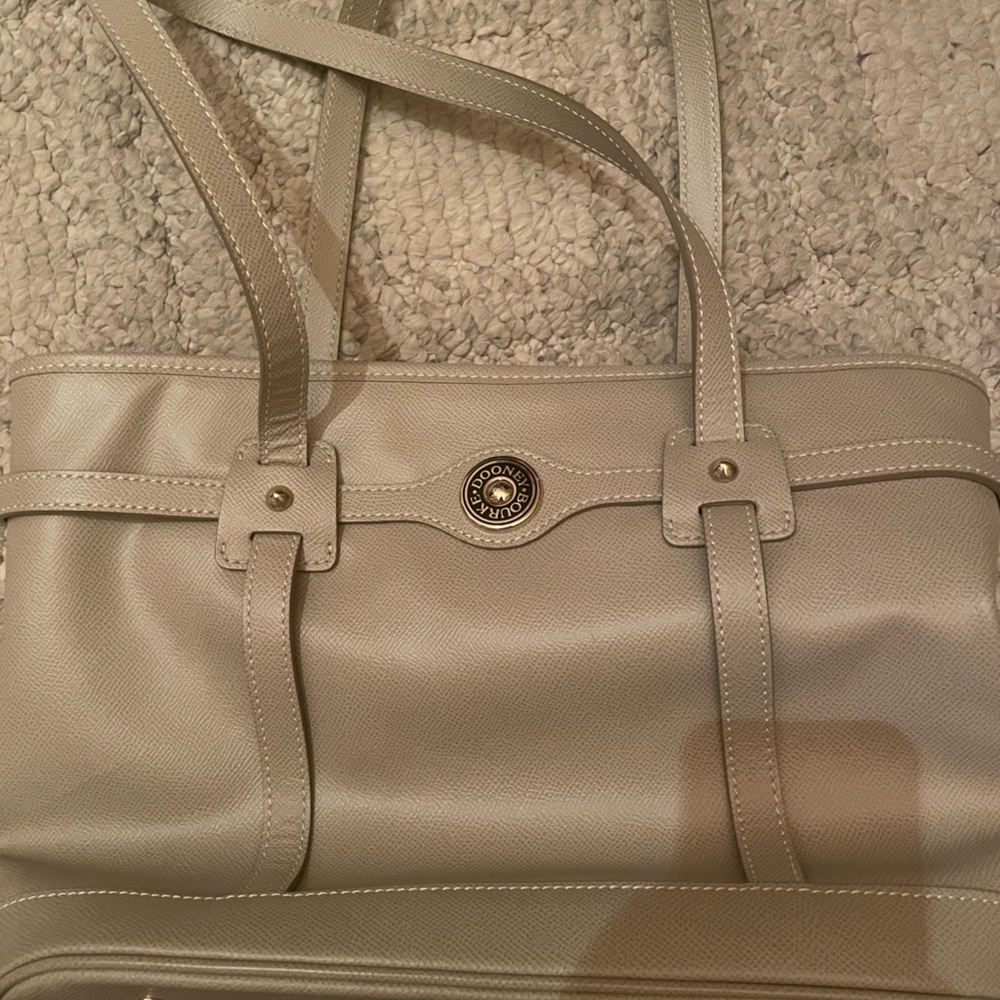 Dooney & Bourke Wallet Bag